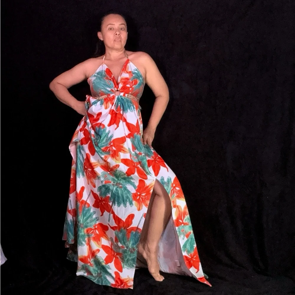 Vibrant Floral Halter Maxi Dress - Picture 4 of 11